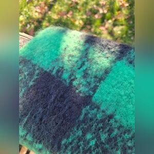 Beautiful Brand New Scarf Nevee Used